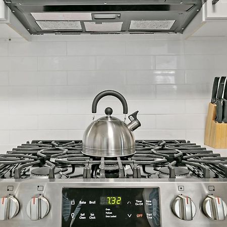 2Br Comfy And Stylish Apt In West Town - Erie 1R Chicago Esterno foto